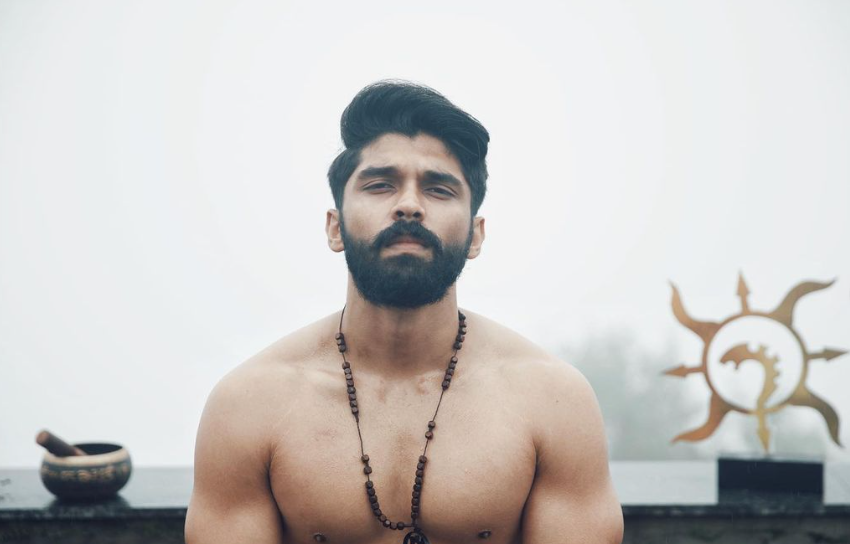 Dhruv Vikram Wiki, Biography, Age, Net Worth, Height, Weight, Affairs & More